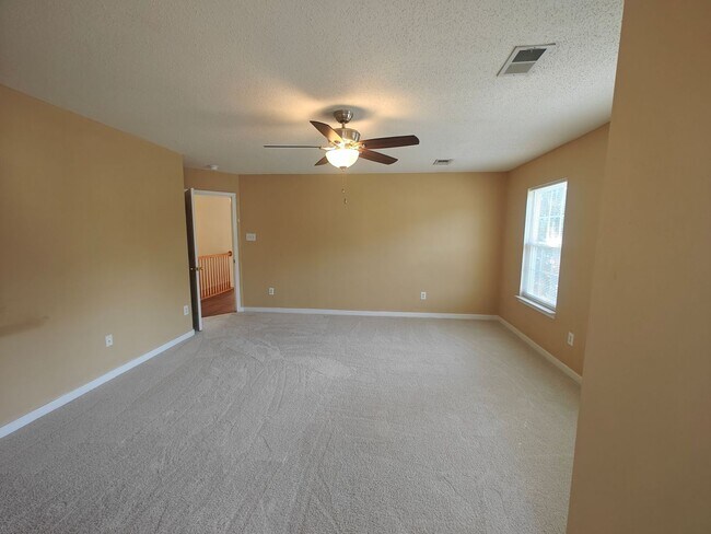 Building Photo - 2625 Piney Ridge Dr