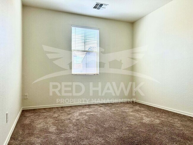 Building Photo - 9728 E Axle Ave