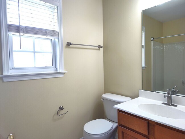 Building Photo - Stunning Corner Lot home located within a cul-de-sac in the Mitchell Glen Community!