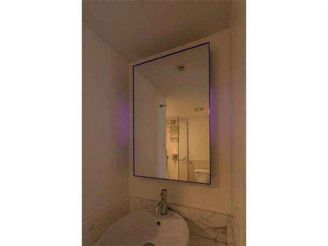 Building Photo - 199 14th St NE