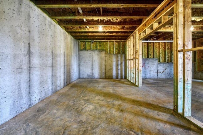 Building Photo - 5193 Woodline View Ln