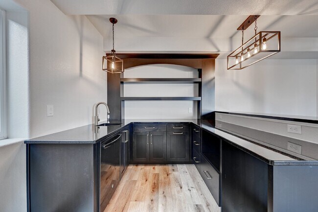Building Photo - $3,100 - 4-Bed, 3-Bath Home in Co Springs ...