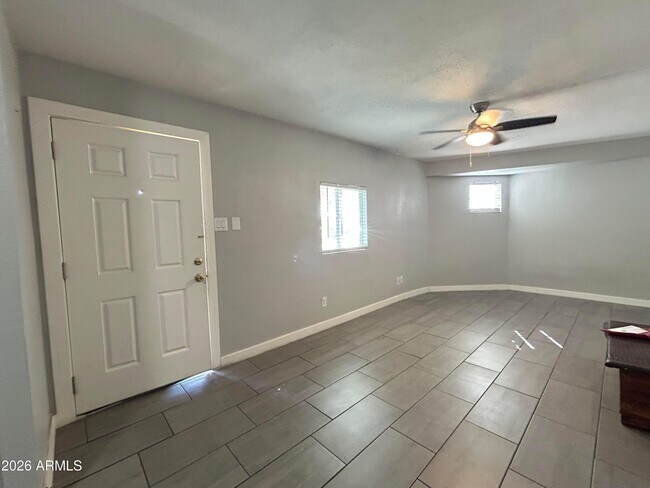 Building Photo - 9618 N 5th St