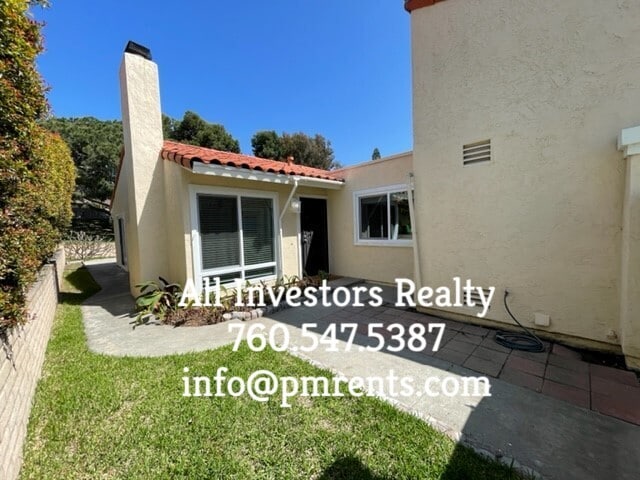 Building Photo - 6426 Camino Del Parque