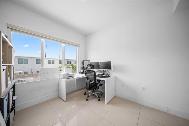 Building Photo - 14474 SW 259th St