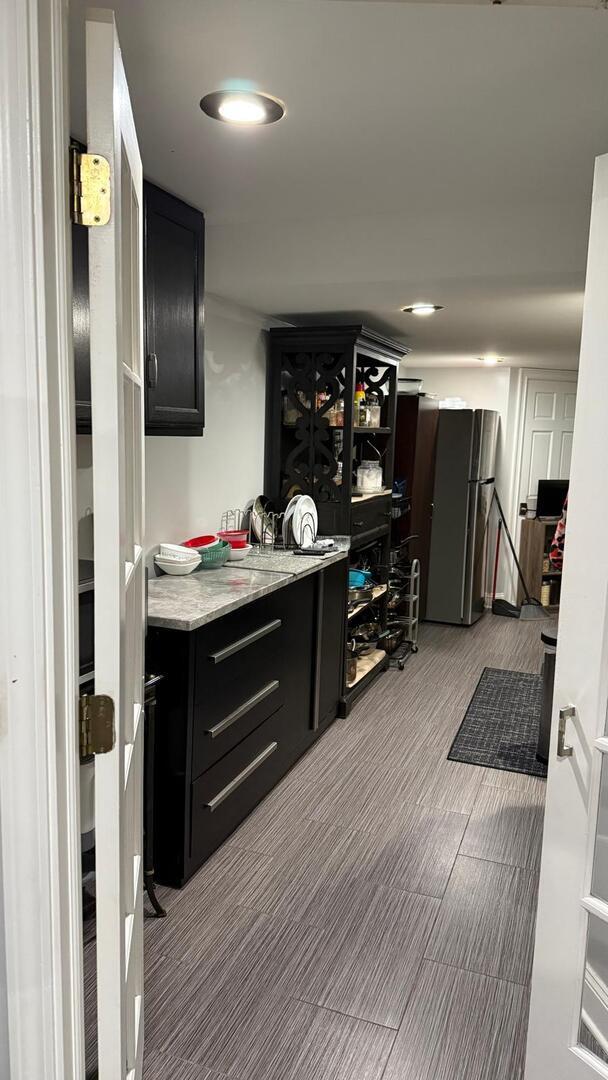 Building Photo - 2727 Sweetbroom Ct