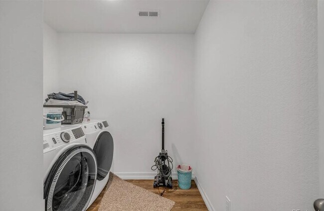 Building Photo - 4488 S Malaya Ct