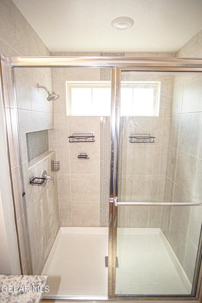 Building Photo - 1640 Brevoort St
