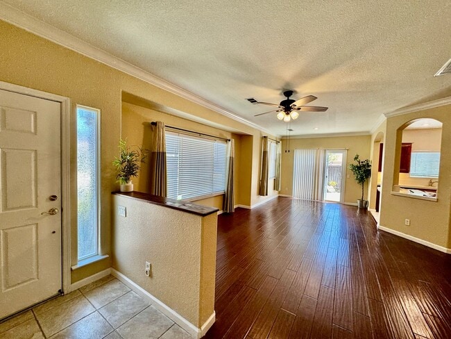 Building Photo - Is it Retirement Time for You? 3 Bedroom 2 Bath in a desirable gated community!