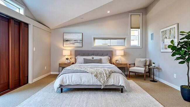 Building Photo - 3bd/2.5ba Seattle Townhome