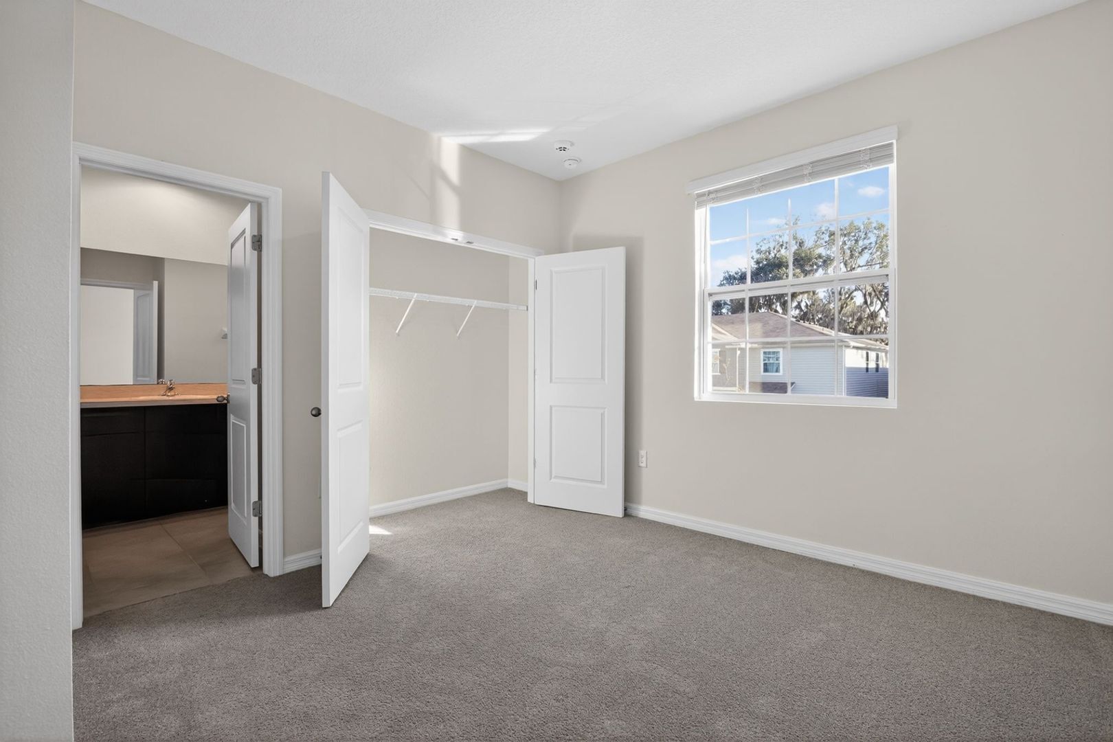 Building Photo - 13808 NW 9th Rd