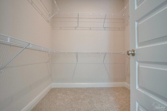 Building Photo - 539 Bridle Way