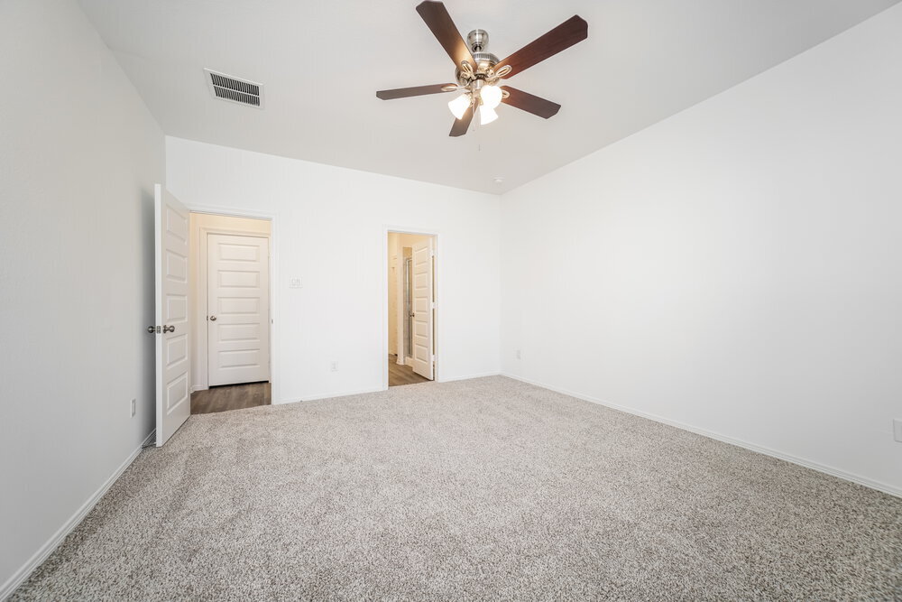 Building Photo - 16731 Rover Ln