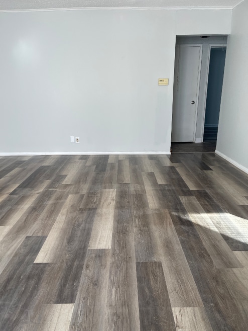 Building Photo - 17111 Park