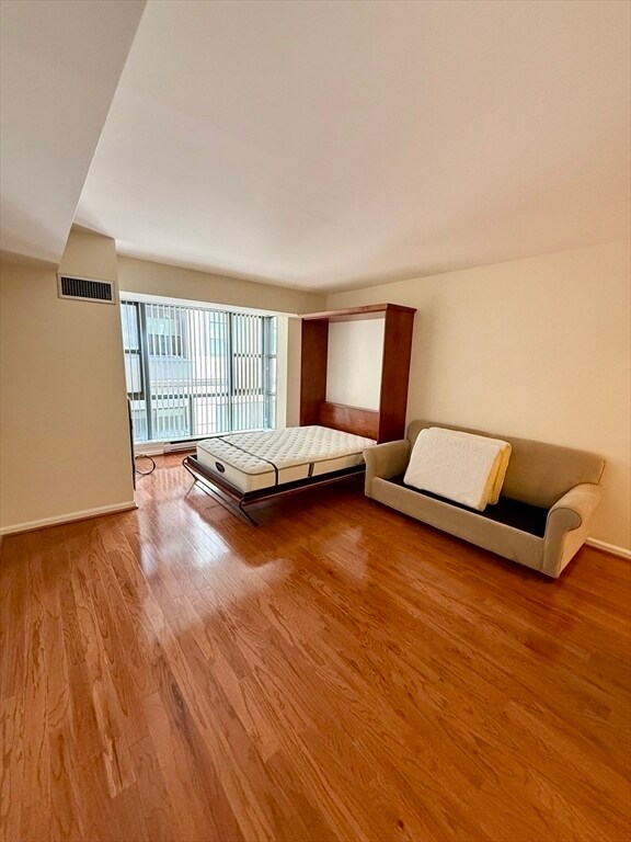 Building Photo - 170 Tremont St