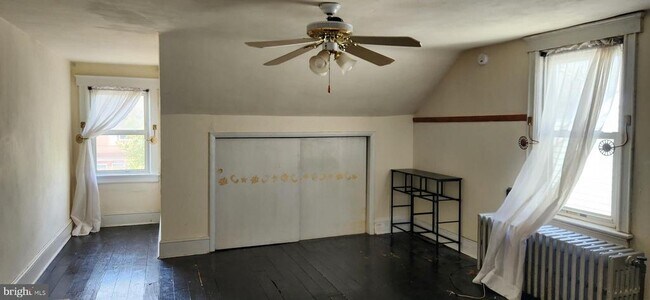 Building Photo - 856 Quinton Ave