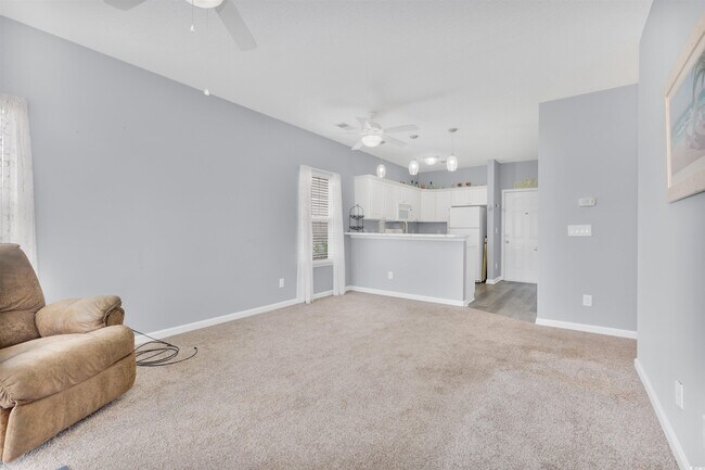 Building Photo - 2040 Cross Gate Blvd