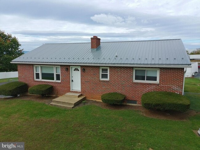 Building Photo - 623 Kriner Rd