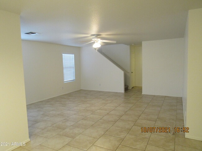 Building Photo - 2311 E Hazeltine Way