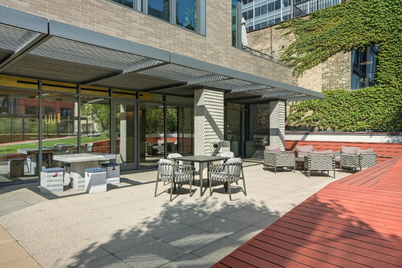 Building Photo - 173 N Desplaines St