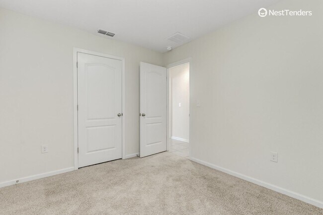 Building Photo - Like New Three Bedroom Home in Yulee's Nassau Crossing!