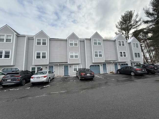 Building Photo - 1431 Pawtucket Blvd