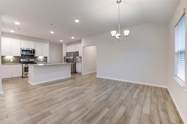 Building Photo - 2536 Malibu Gln Dr