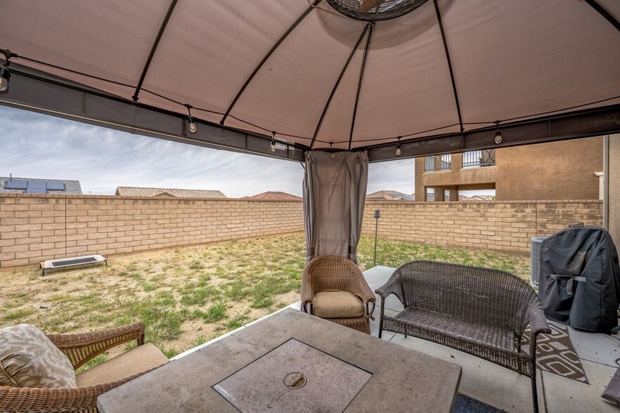 Building Photo - 2619 Candleberry Way