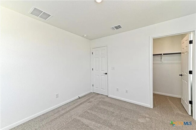 Building Photo - 157 Seattle Slew Dr