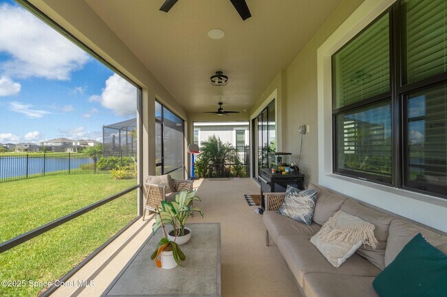 Building Photo - 3233 Casare Dr