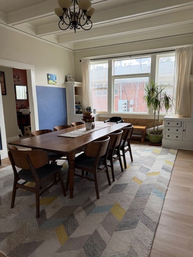 Building Photo - 1538 S 400 E