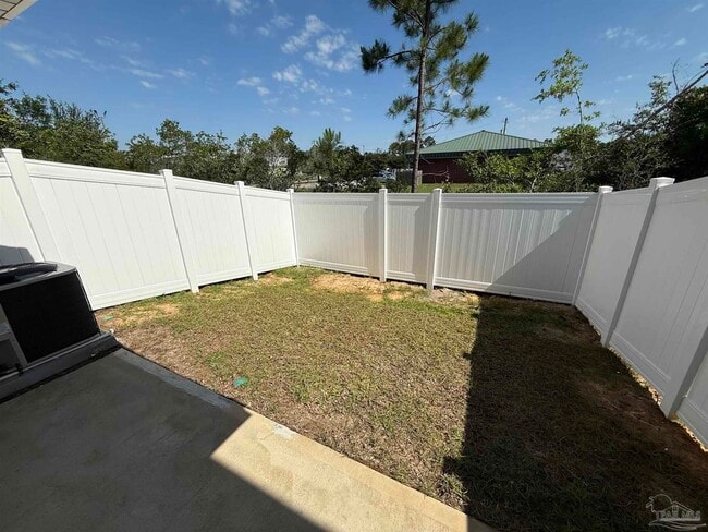 Building Photo - 9052 Golden Eye Dr