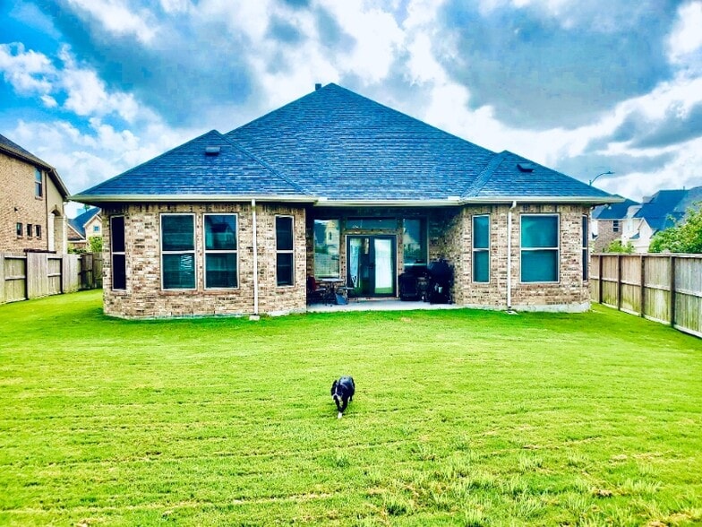 Building Photo - 5714 Remington Briar Ct