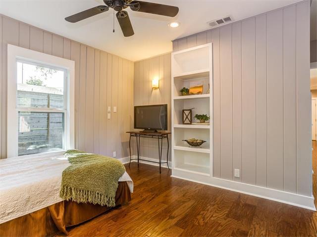 Building Photo - 2609 S 5th St