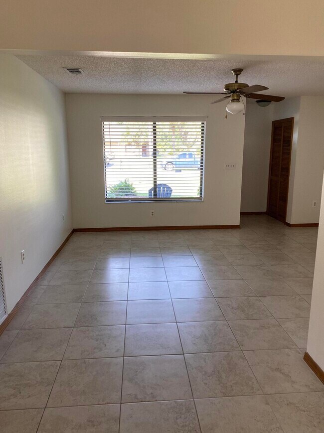 Building Photo - 4165 Fishermans Pl