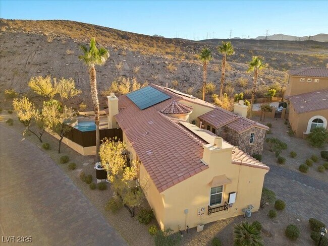 Building Photo - 1159 Calcione Dr