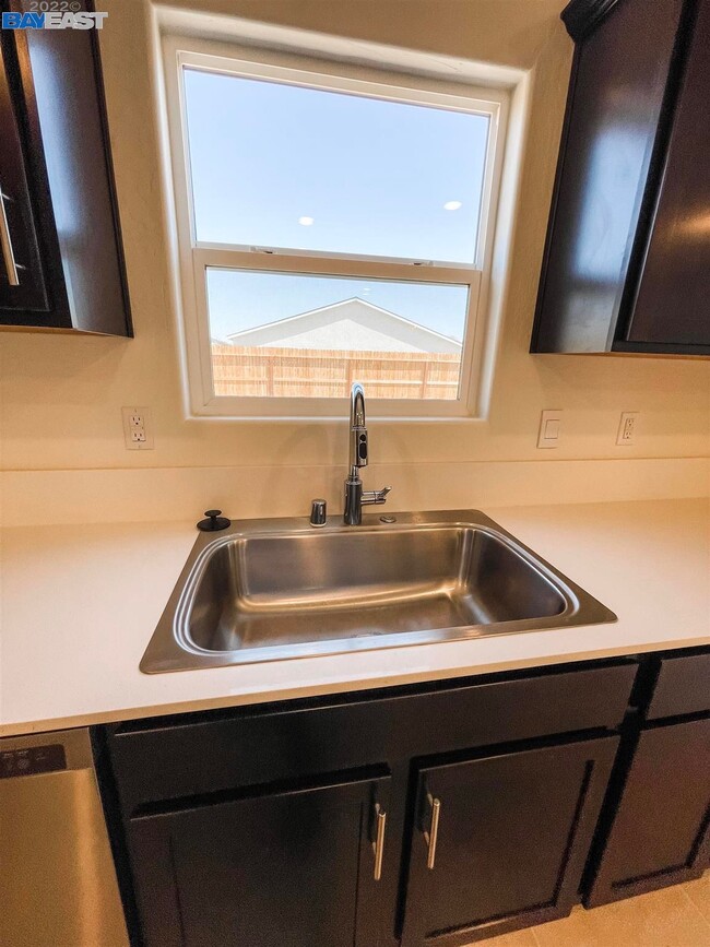 Building Photo - 2280 Craig Ct