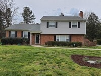 Building Photo - 5320 Lingle Ln