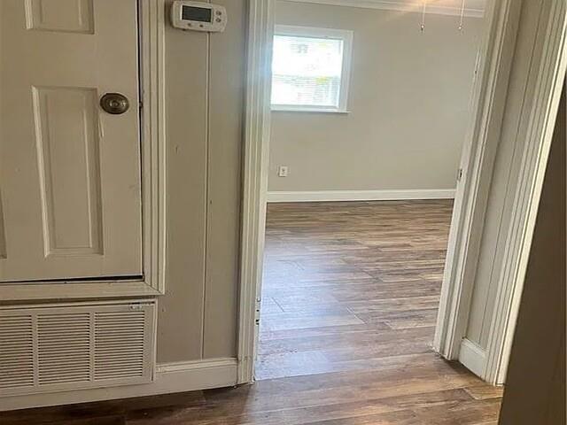 Building Photo - 1304 S Cloverleaf Cir