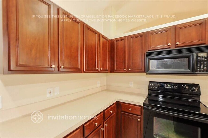 Building Photo - 6705 Clair Shore Dr