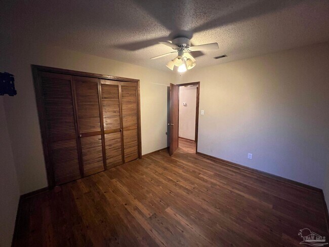 Building Photo - 3131 Oxford Cir