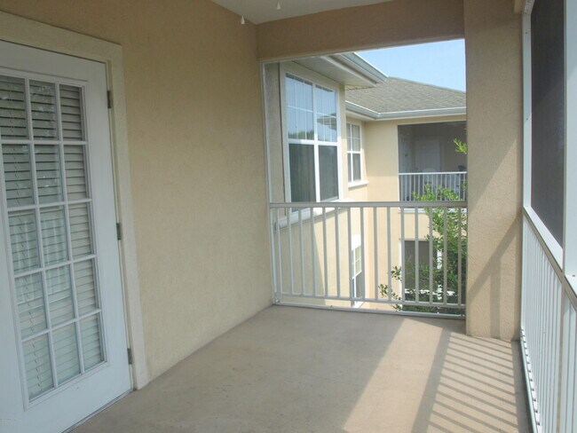 Building Photo - 830 Airport Rd