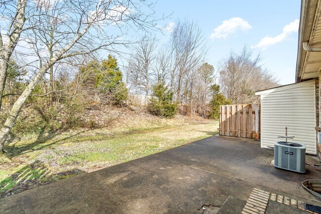 Building Photo - 144 Darlene Dr