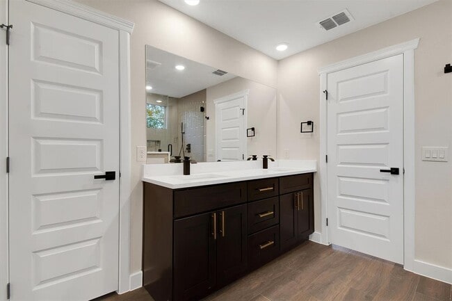 Building Photo - 104 Kipapa Ct