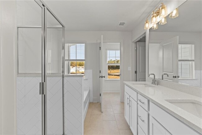 Building Photo - 2527 Riverside Rd