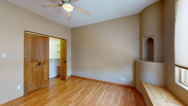 Building Photo - 12609 Sandia Ridge Pl NE