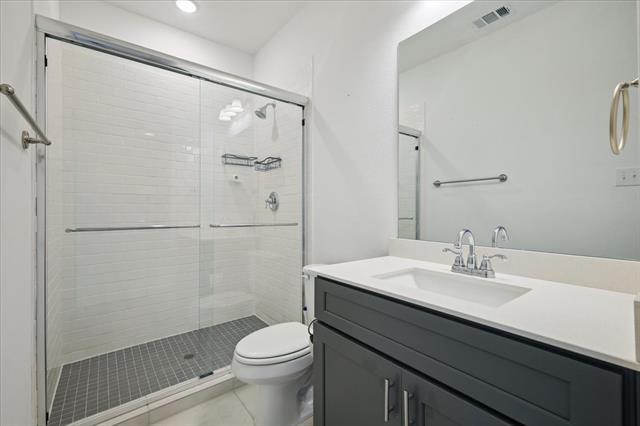 Building Photo - 4261 Shavano Dr