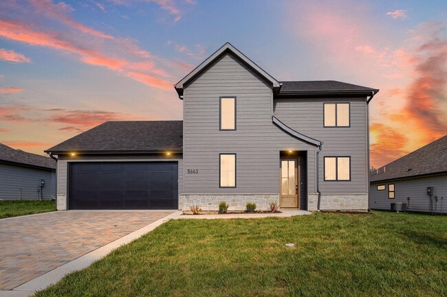 Building Photo - 5663 Ralph Dobbs Way