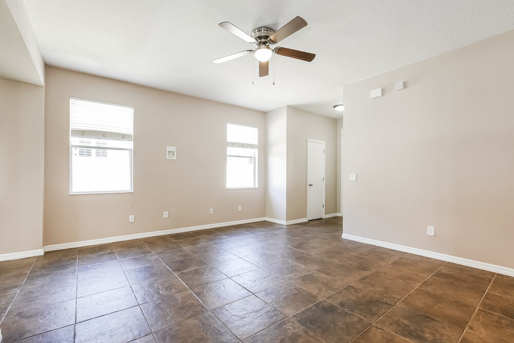 Building Photo - 2302 Abey Blanco Dr