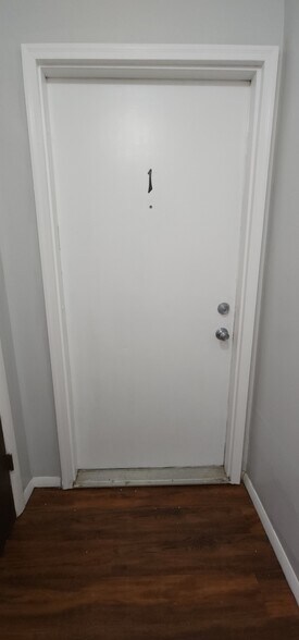 Building Photo - 510 S Clayton St